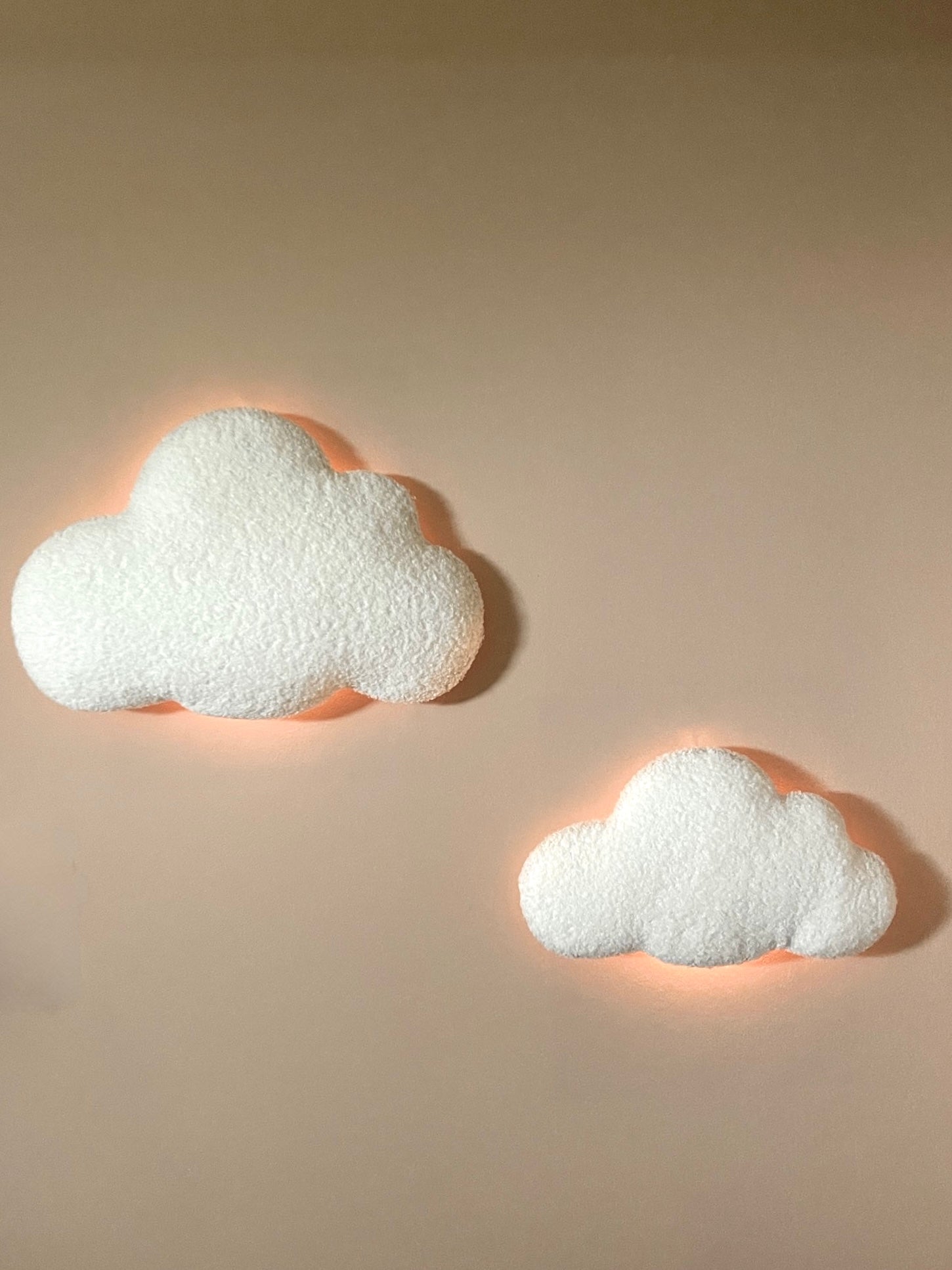 Cloud Dreams - Wolken Lichtset - LumiLights Estd. 2026 - With LED light