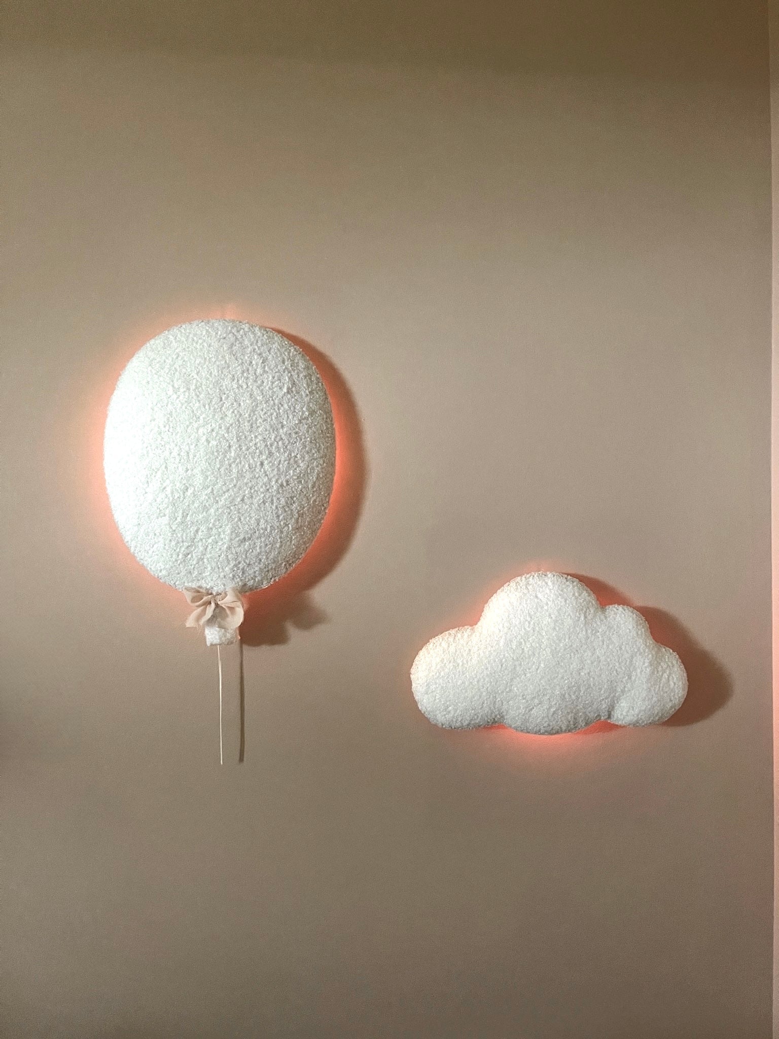 Sky Dreams - Ballon & Wolken Lichtset - LumiLights Estd. 2026 - With LED light